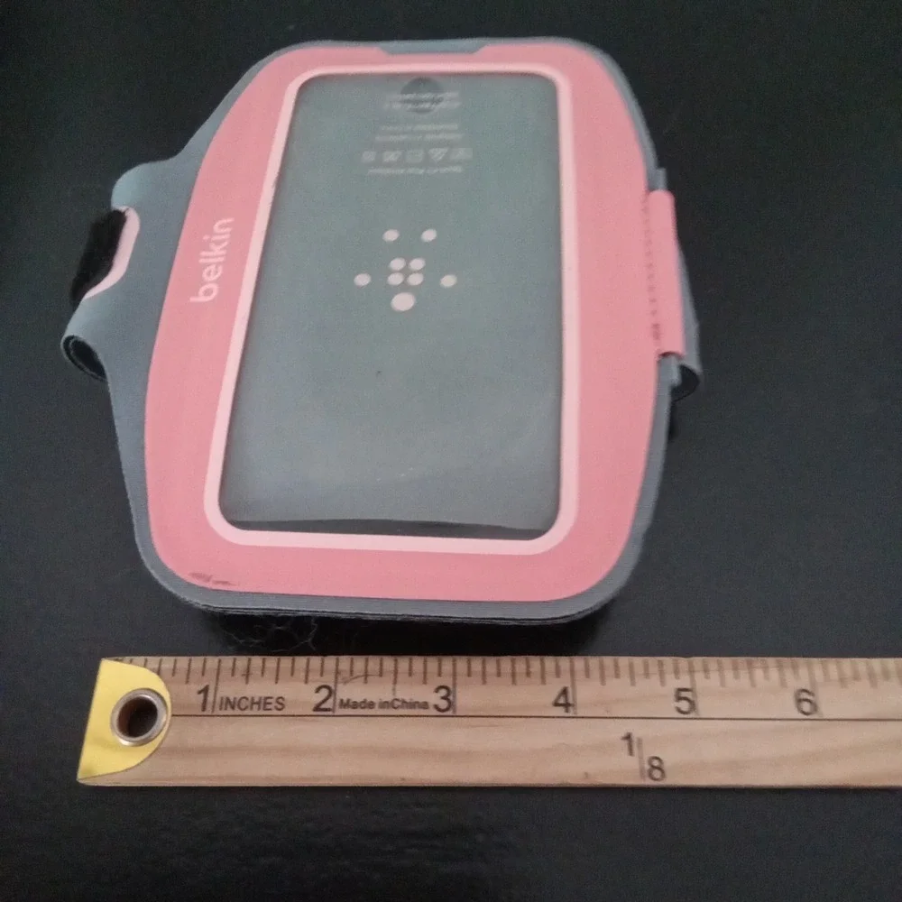 Belkin Sport-Fit Plus Armband iPhone 7 8 Case Gray Pink Running Workout Fitness